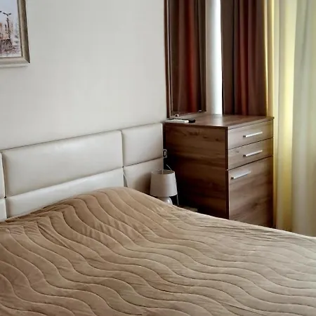 Victoria Family Hotel Balchik Esterno foto